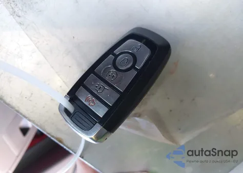 2021 Ford Explorer Platinum z USA, uszkodzony, nr VIN 1FM5K8HC4MGA00511